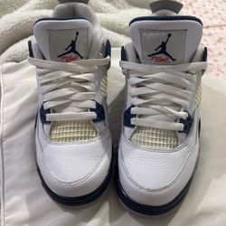 Jordan 4 Midnight Navy 
