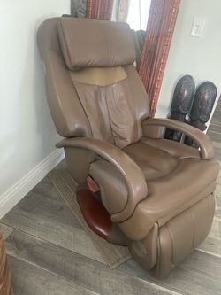 Massage recliner