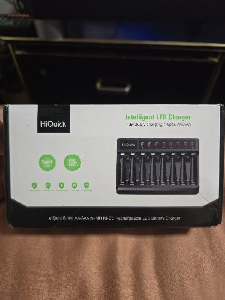 AA-AAA Rechargeable Batteries With Charger