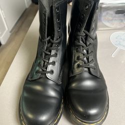Size 9 Women's Doc Martens Black Combat Boots 