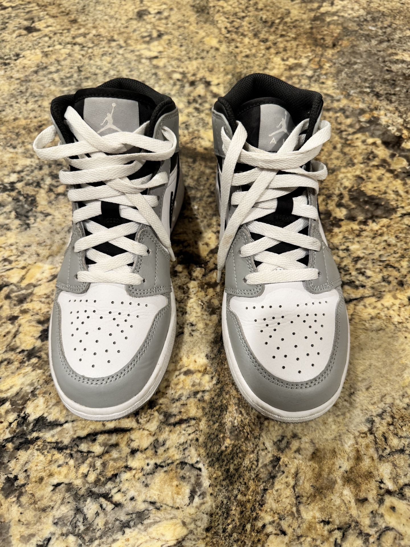 Nike Air Jordan’s 1 Mid