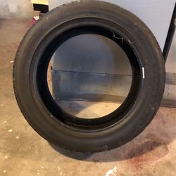 235 R5017 Tire