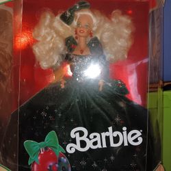 Vintage 1991 Holiday Barbie