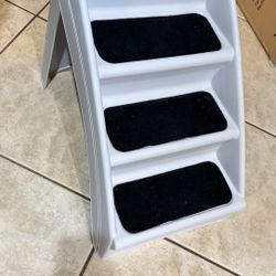 PetSafe CozyUp Folding Dog Stairs, Portable Indoor/Outdoor Pet Steps for Bed, Couch & Car, Grey, 20 Inch
