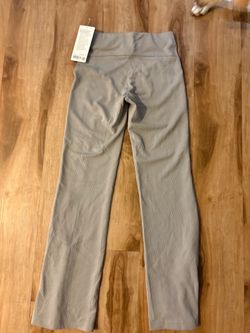 NEW Lululemon Brushed Softstreme Rib Zip Flare Pants – Size 6