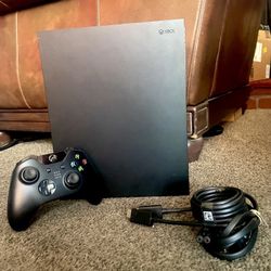Xbox one x 1tb In Excellent Condition 