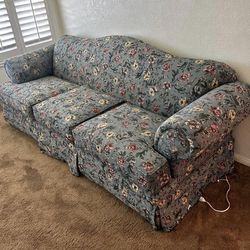 Couch - Unique, Flowery, American Heritage