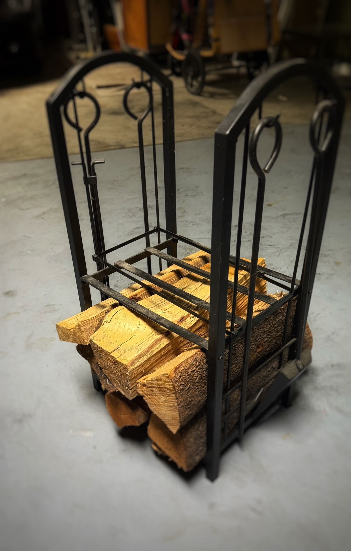 Fire Place/Pit Loge Holder