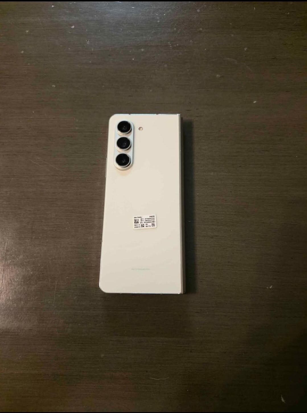 𝚂𝚊𝚖𝚜𝚞𝚗𝚐 𝙶𝚊𝚕𝚊𝚡𝚢 𝚣 𝚏𝚘𝚕𝚍 5 𝚄𝚗𝚕𝚘𝚌𝚔𝚎𝚍 𝚠𝚒𝚝𝚑 𝚠𝚊𝚛𝚛𝚊𝚗𝚝𝚢