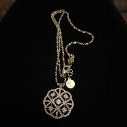 Charter Club Gold Tone Clear Crystal Round Pendant Elegant Demure Necklace 16"