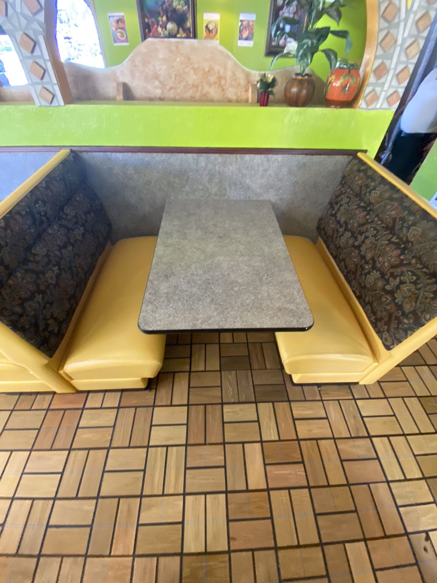 Restaurant booths. for Sale in Everett, WA OfferUp