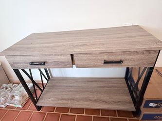 Long table with drawers