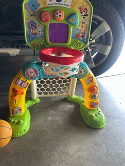 Toddler basketball hoop