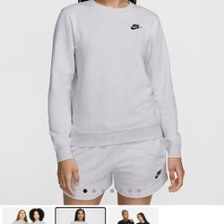 Women’s Nike Sweatshirt 