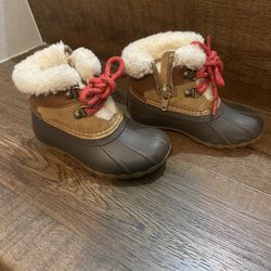 Kids Snow Boots Size 7