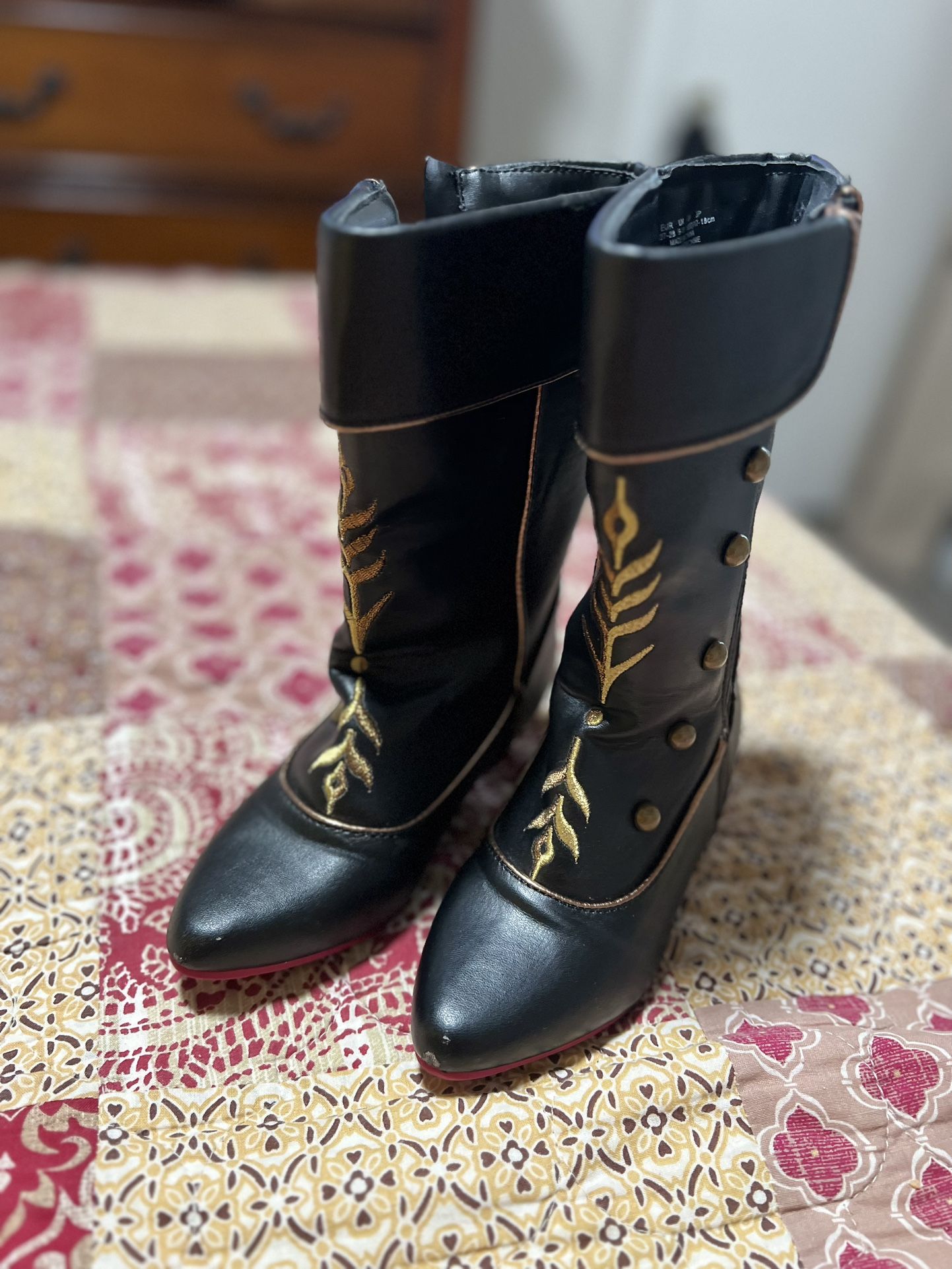 Disney shop anna boots