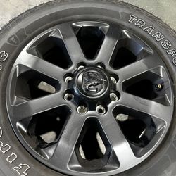 Dodge Ram 2500 HD 20” Laramie Gunmetal Tires Wheels Rims Rines 