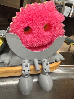 Scrub daddy holder 15$
