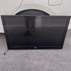 55 Inch LG TV 