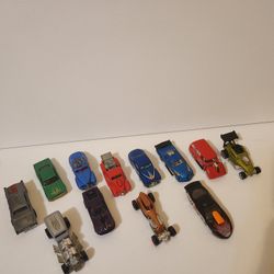 12 Hot Wheels Toy Cars 1(contact info removed)