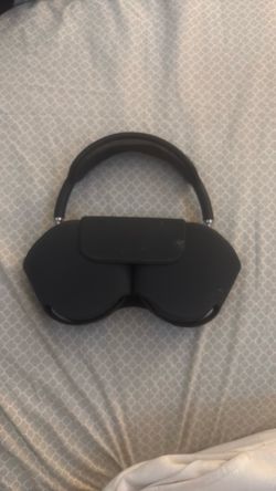Used AirPod max midnight black