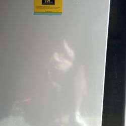 Upright Hamilton Beach 10.1 Cubic Foot Deep Freezer 