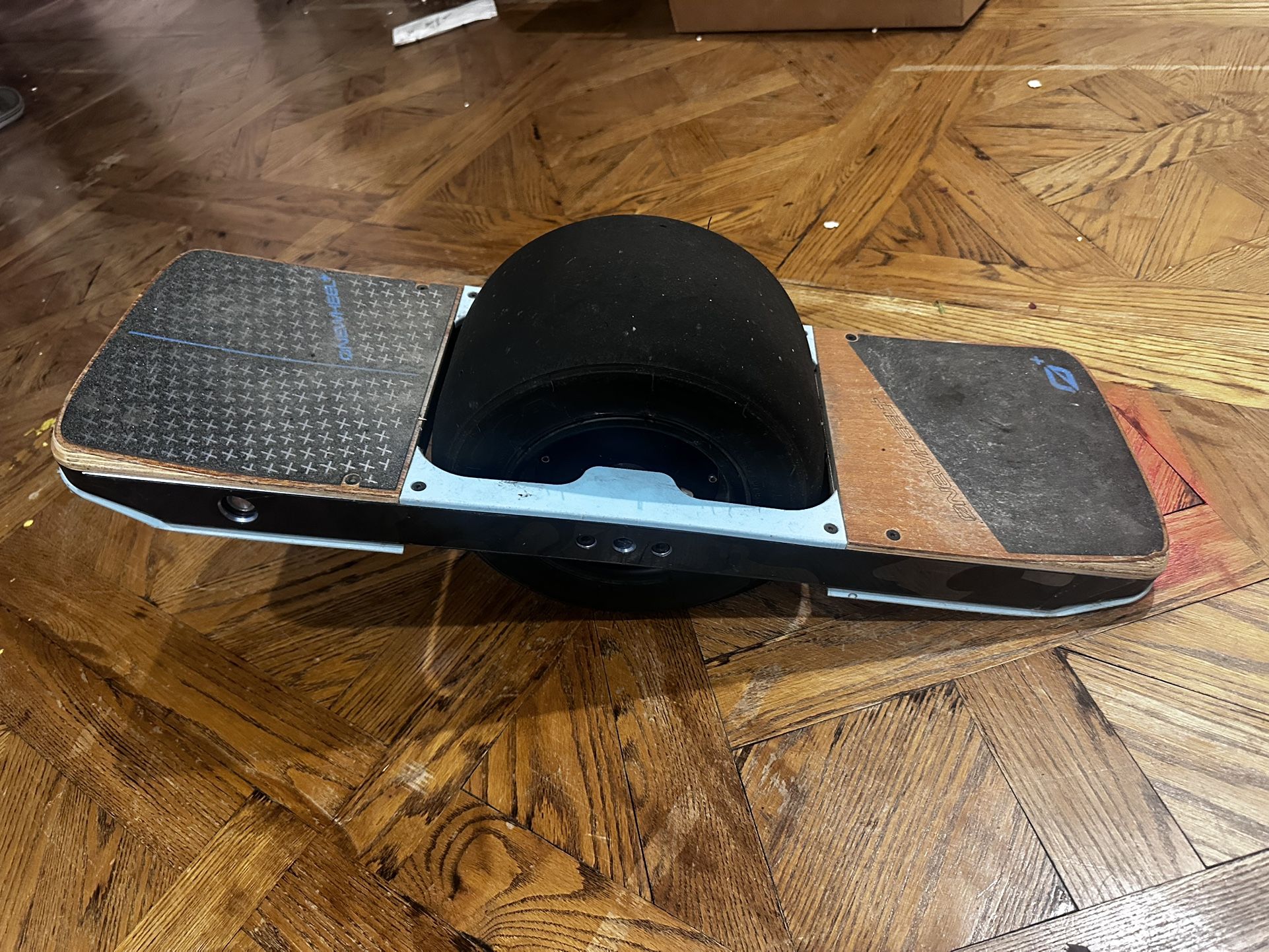 Onewheel XR. Great Condition. Only 74 Miles