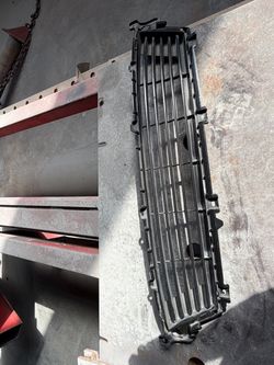 2013 2014 2105 LEXUfront lower bumper grille