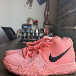 Nike Kyrie 4 Boys Pink Black Mid Top Lightweight Basketball Sneakers Size 6
