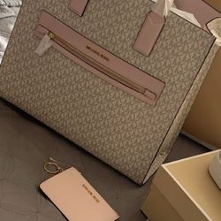 Purses Coach / Michael Kors 