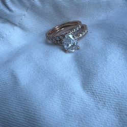 Engagement Ring With Wedding Band 