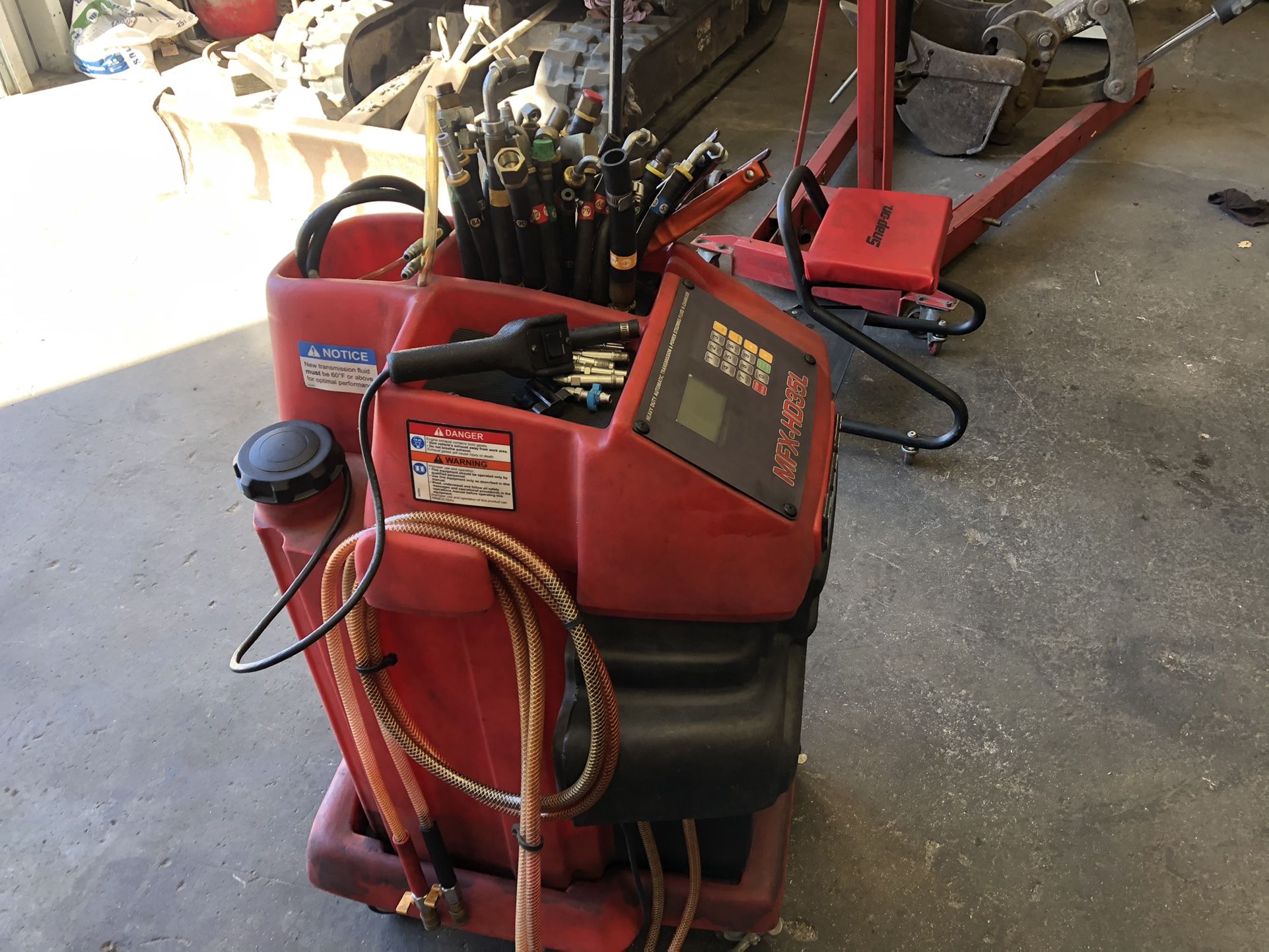 Snap-On Transmission Flushing Machine