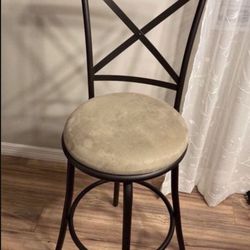 1 Swivel Metal Frame Stool