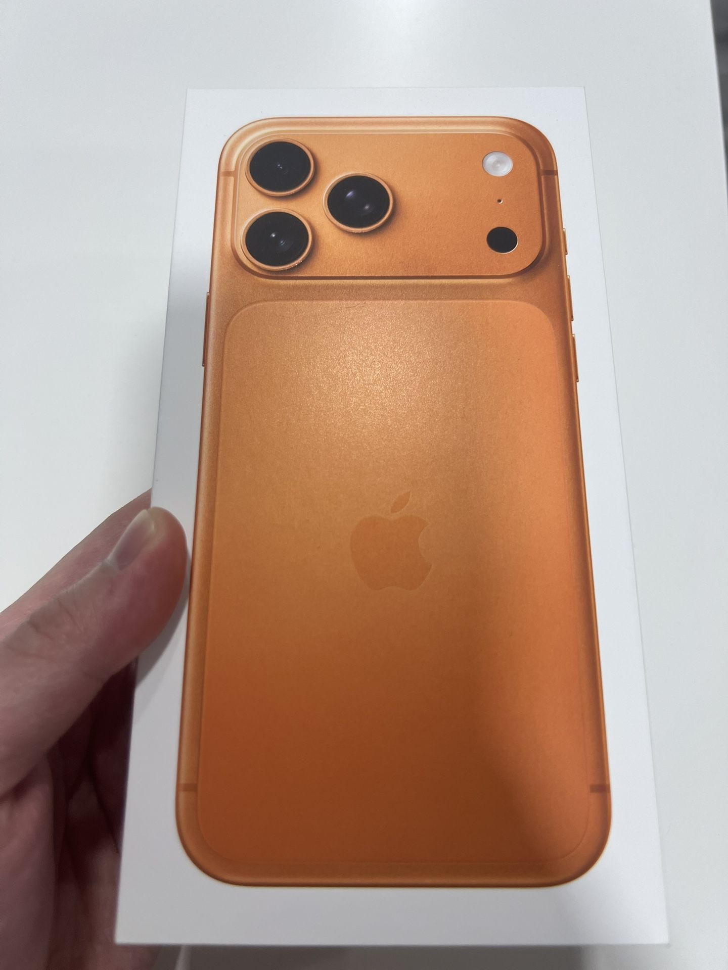 Iphone 17 Pro Max Comic Orange 256GB