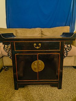 Vintage Black Lacquer Chinese Cabinet Sideboard – Brass Hardware – Asian Chinoiserie Style