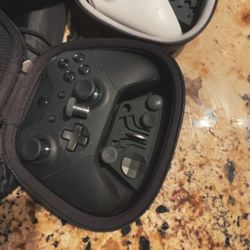 TWO XBOX ELITE SERIES 2&1 CONTROLLERS (BEST OFFER)