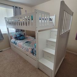 Twin Bunkbed With 2 Mattresses 