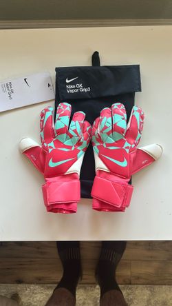 Nike vapor GoalKeeper Gloves - Size 8