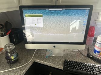 Apple Computer 27 Inch Screen .