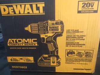 DeWalt 20v 1/2 " drill /driver kit