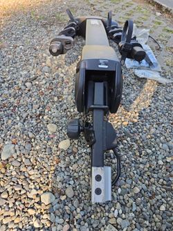 Thule Apex XT 4 bike rack
