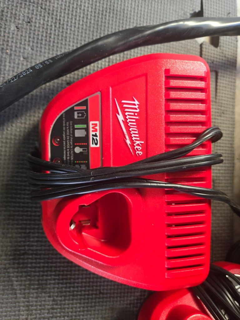 Milwaukee M12 Charger 5 Of Them