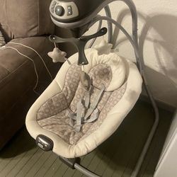 Graco Baby Swing