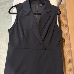 Women’s Dress Large 