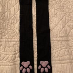 Free Cat Paw Knee Socks 