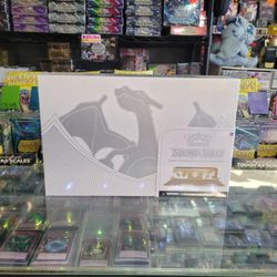 Pokemon Charizard Ultra Premium Collection