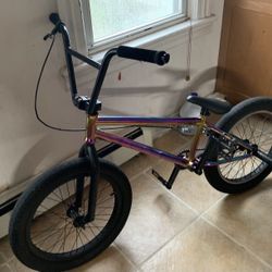 Elite Bmx limited edition can’t buy anymore 24 inch tires a little rusty but rides smooth