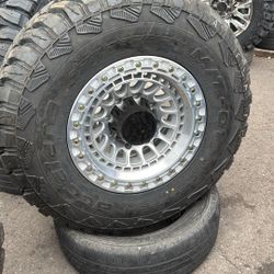 Lock Mojave 17x9 8x170 On 315 70 17 