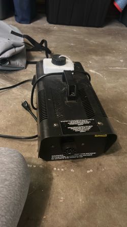 2 1000w smoke fog machines