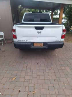 2017 Nissan Titan